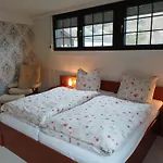 Holiday home Zusammenzeit In - Inklusive Sauna, Garage, Grosser Terrasse Und 3 Schlafzimmer - Ideal Fuer Familien Und Freunde - Hunde Freundlich Schleiden